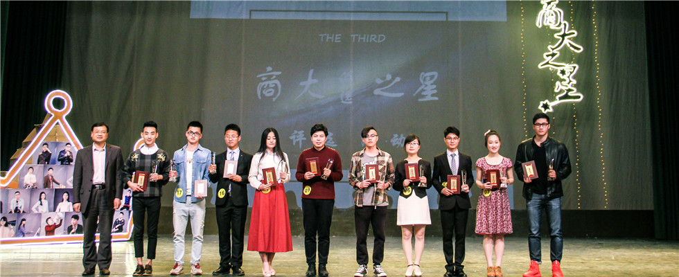 李奕沁_副本.jpg